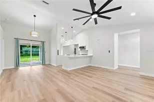 2405 Appaloosa Cir, Sarasota, FL 34240 - Photo 14