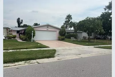 2450 Terry Ln, Sarasota, FL 34231 - Photo 2