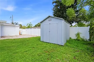 6103 Carlton Ave, Sarasota, FL 34231 - Photo 42