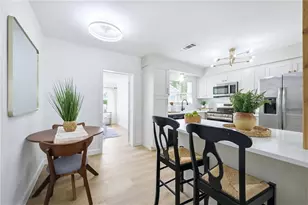 6103 Carlton Ave, Sarasota, FL 34231 - Photo 4