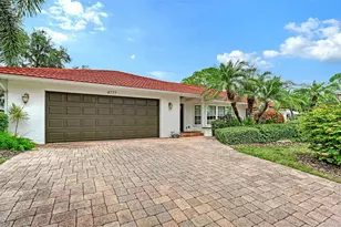 4777 Overbury Pl, Sarasota, FL 34241 - Photo 4