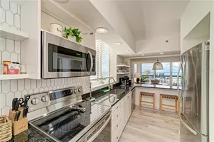 1055 Gulf of Mexico Dr, Longboat Key, FL 34228 - Photo 18