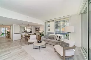 1055 Gulf of Mexico Dr, Longboat Key, FL 34228 - Photo 12