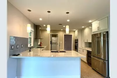 2253 Valencia Drive, Sarasota, FL 34239 - Photo 10