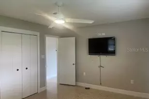 2253 Valencia Dr, Sarasota, FL 34239 - Photo 34