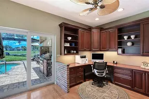 5476 Golf Pointe Dr, Sarasota, FL 34243 - Photo 26