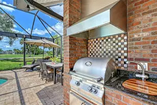 5476 Golf Pointe Dr, Sarasota, FL 34243 - Photo 54