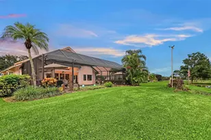 5476 Golf Pointe Dr, Sarasota, FL 34243 - Photo 62