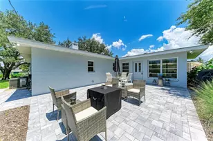 413 Baycrest Dr, Venice, FL 34285 - Photo 40