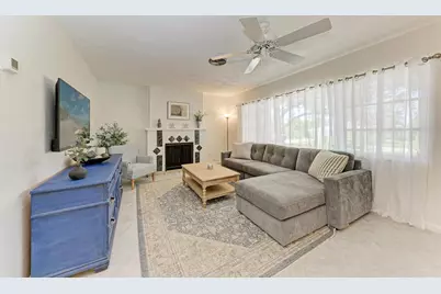 413 Baycrest Drive, Venice, FL 34285 - Photo 10