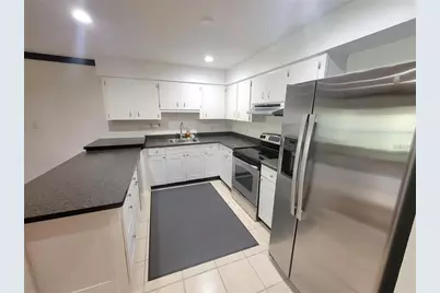306 63rd Street #B, Holmes Beach, FL 34217 - Photo 6