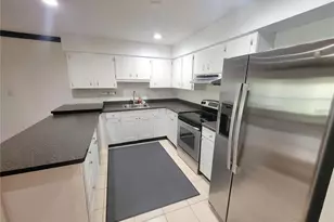 306 63rd St, Holmes Beach, FL 34217 - Photo 6