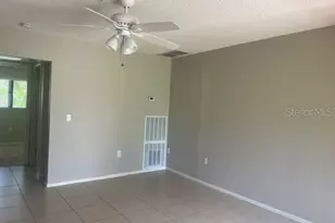 3551 Longmeadow, Sarasota, FL 34235 - Photo 2
