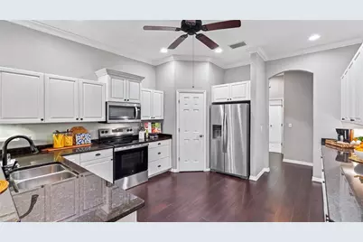 16203 33rd Court E, Parrish, FL 34219 - Photo 10