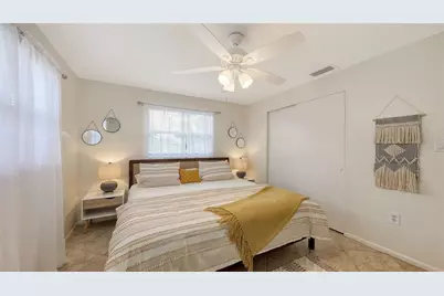 2551 Waneta Drive, Sarasota, FL 34231 - Photo 16