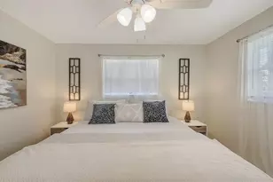 2551 Waneta Dr, Sarasota, FL 34231 - Photo 20
