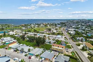 403 63rd St, Holmes Beach, FL 34217 - Photo 76