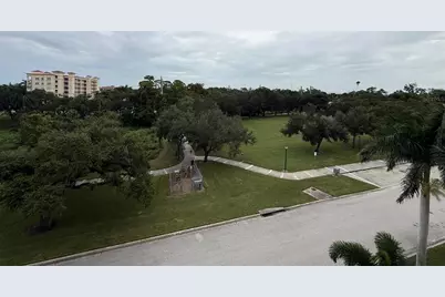 1064 N Tamiami Trail #1433, Sarasota, FL 34236 - Photo 10