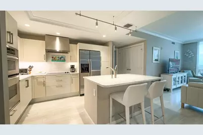 1350 Main Street #908, Sarasota, FL 34236 - Photo 4