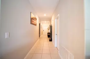 5466 Blue Azure Dr, Wimauma, FL 33598 - Photo 8