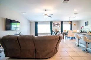 5466 Blue Azure Dr, Wimauma, FL 33598 - Photo 12