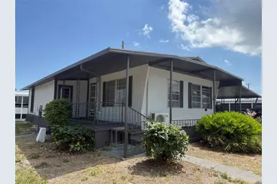 1117 49th Ave Terrace W, Bradenton, FL 34207 - Photo 1