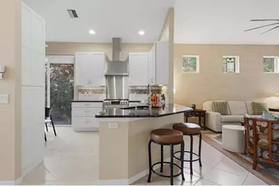 7235 Kensington Court, University Park, FL 34201 - Photo 12