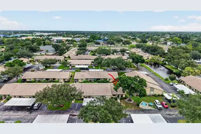 2707 60th Avenue Terrace W, Bradenton, FL 34207 - Photo 32