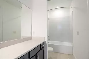 16117 Isola Pl, Bradenton, FL 34211 - Photo 18