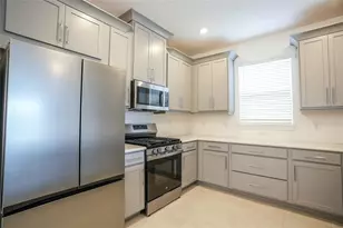 16117 Isola Pl, Bradenton, FL 34211 - Photo 6