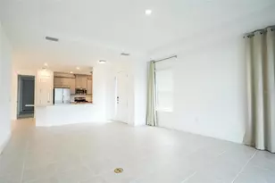 16117 Isola Pl, Bradenton, FL 34211 - Photo 10