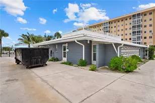 1205 Tarpon Center Dr, Venice, FL 34285 - Photo 18