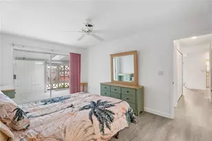 1205 Tarpon Center Dr, Venice, FL 34285 - Photo 14