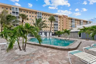 1205 Tarpon Center Dr, Venice, FL 34285 - Photo 20