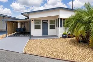 1907 Iowa Ave, Bradenton, FL 34207 - Photo 1