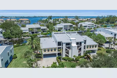 4104 128th Street W #702, Cortez, FL 34215 - Photo 2