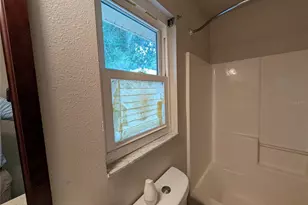 638 N Jefferson Ave, Sarasota, FL 34237 - Photo 14