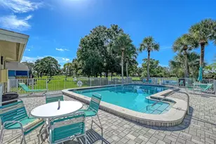 2761 Horseshoe Ct, Sarasota, FL 34235 - Photo 38