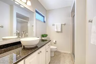 2761 Horseshoe Ct, Sarasota, FL 34235 - Photo 24
