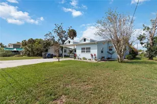 607 Manatee Ave, Ellenton, FL 34222 - Photo 2