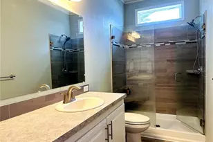 203 Bimini Dr, Palmetto, FL 34221 - Photo 8
