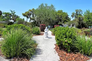 2623 Riverbluff Pkwy, Sarasota, FL 34231 - Photo 46