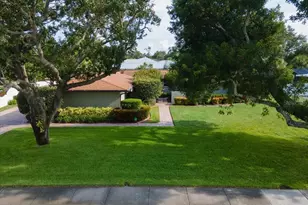 7605 17th Ave NW, Bradenton, FL 34209 - Photo 4