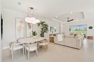 16415 Isola Pl, Lakewood Ranch, FL 34211 - Photo 10