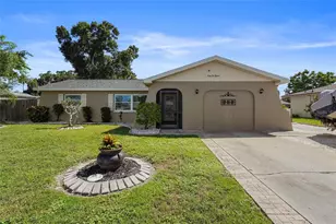 4215 Pandora Rd, Venice, FL 34293 - Photo 1
