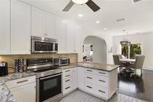 2327 7th Ave W, Bradenton, FL 34205 - Photo 16