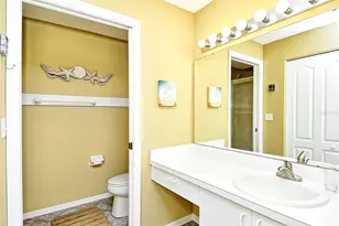 9610 Club S Cir, Sarasota, FL 34238 - Photo 18