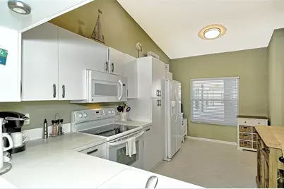 9610 Club South Circle #4302, Sarasota, FL 34238 - Photo 12