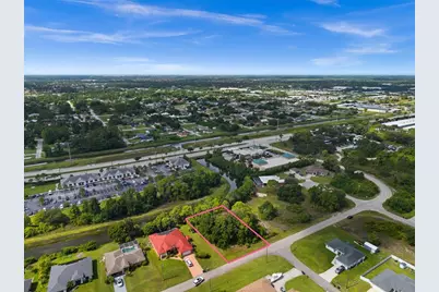 5213 Brookfield Street, Lehigh Acres, FL 33971 - Photo 4