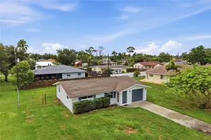 935 Everest Rd, Venice, FL 34293 - Photo 2